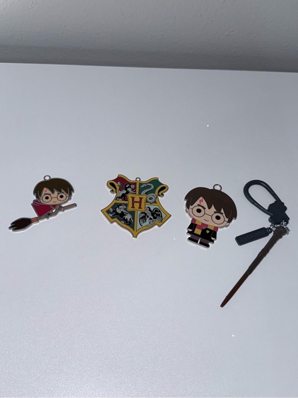 Harry Potter Christmas Tree metal Ornaments and a Keychain Wand